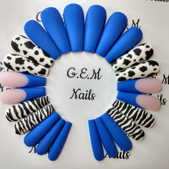 Press on nails (long coffin) - Picture 2 of 3